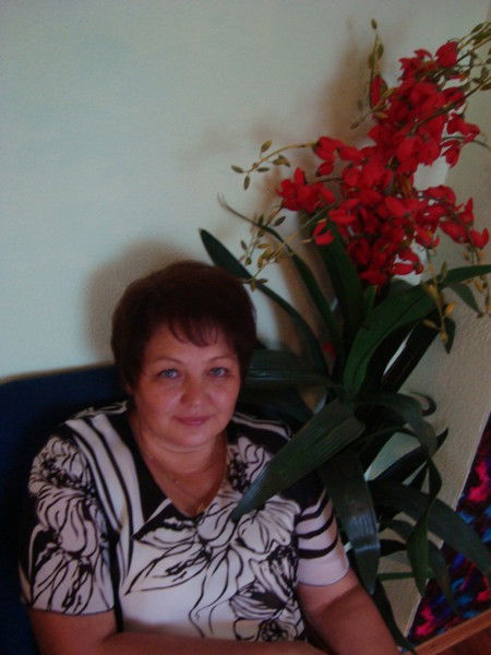 Лена Ларионова