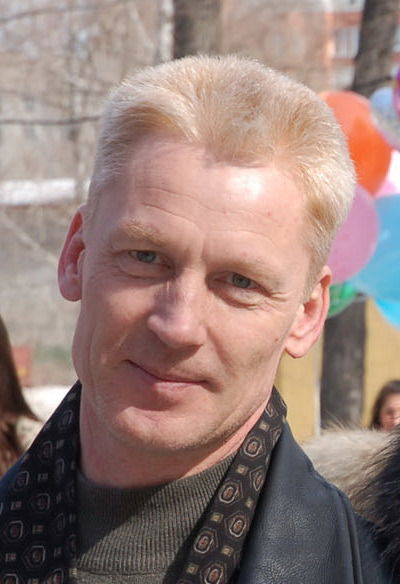 Владимир Перов