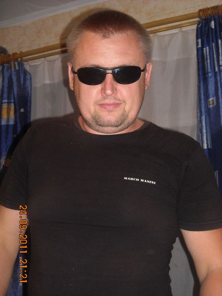 Сергей Густов