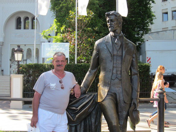 Сергей Коваленко