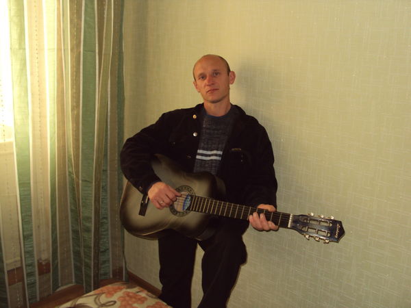 Николай Безносов