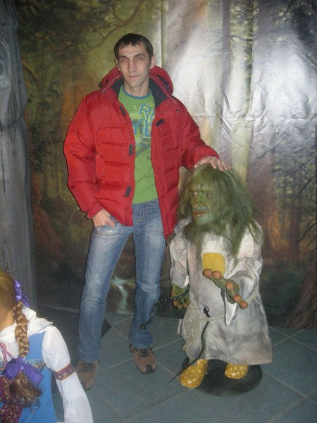 Толик Шерстнёв