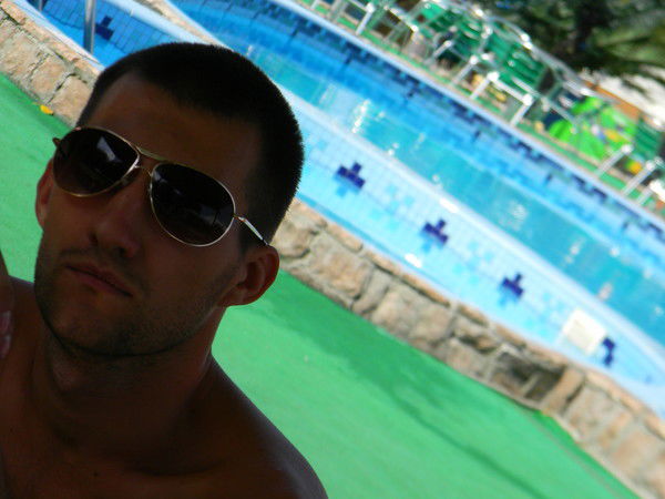 Александр Булатов