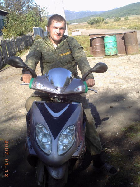 Сергей Леонов