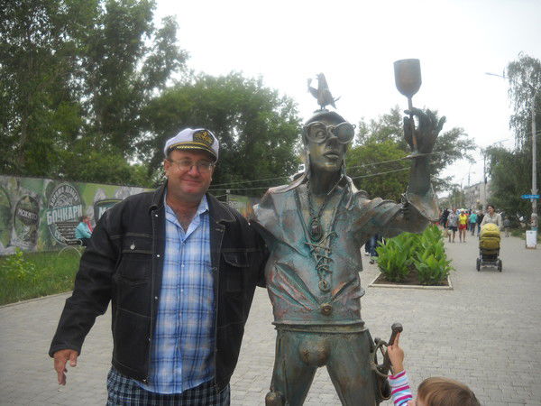 Сергей Мануха