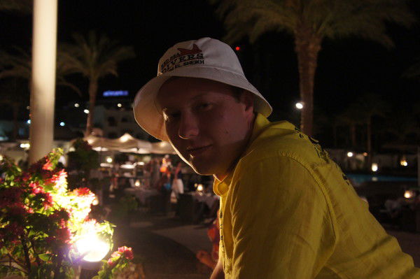 Владимир Петров