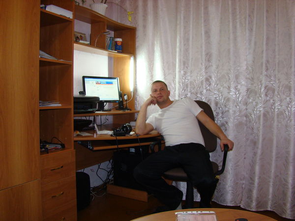 Владимир Макаров