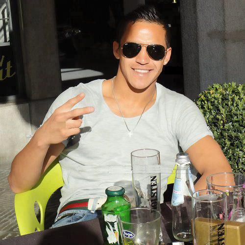 Alexis Sanchez 9