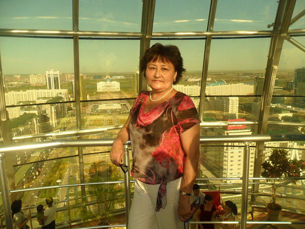 Хадиша Сексеналинова