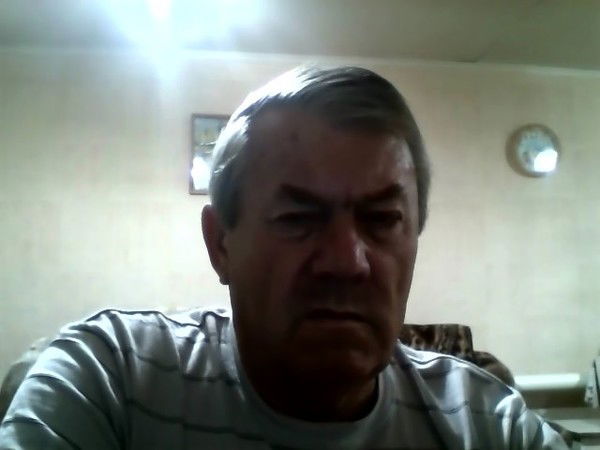 Валентин Перов