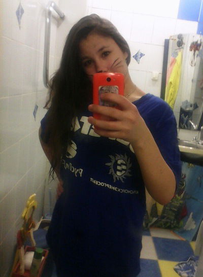 Лера Логинова