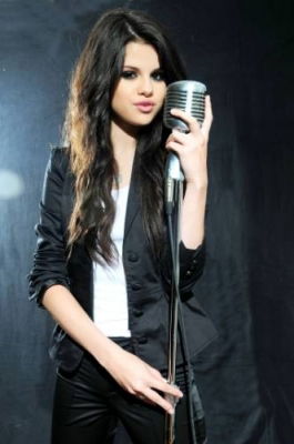 Фарахноз Максумова