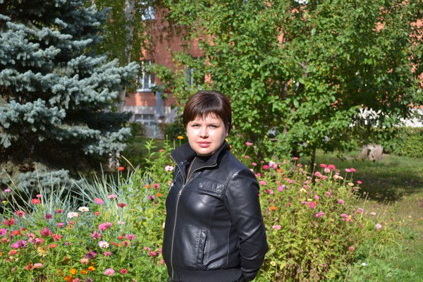 Елена Левина