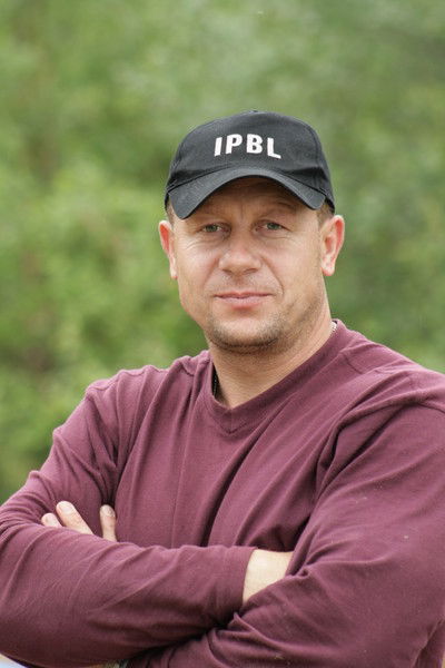 Олег Паринов