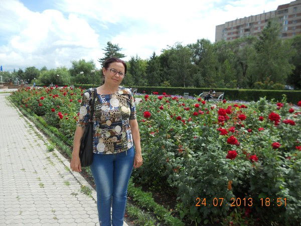 Лена Кутышева