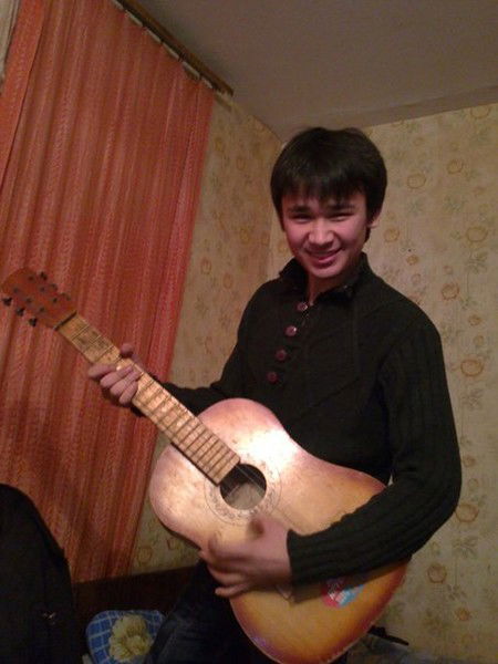 Бобур Абдукодиров