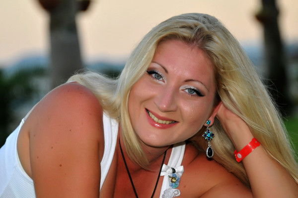 Анна Али-Риза