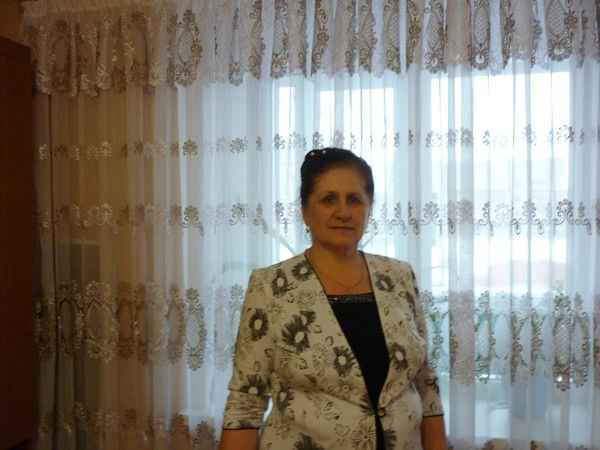 Нина Ложкина