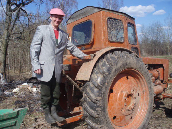 Александр Захаров