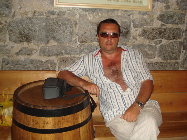 Юрий Костенко