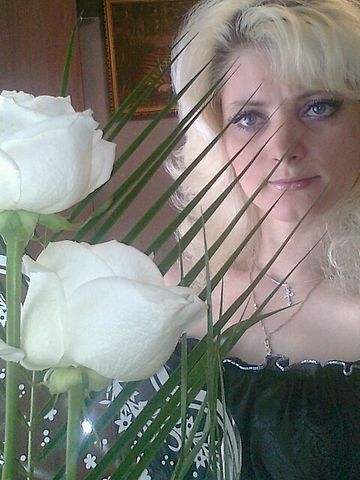 Елена Недолинец