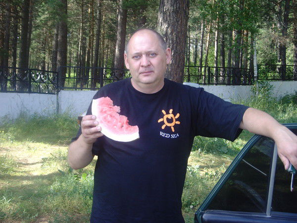 Николай Бочаров