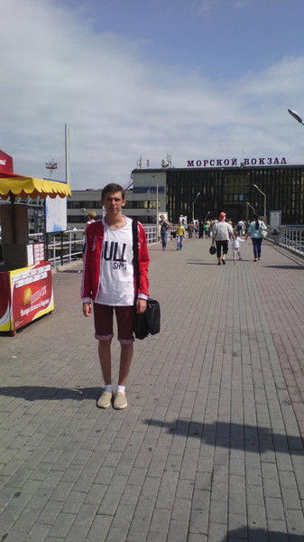 Игорь Юмшин.