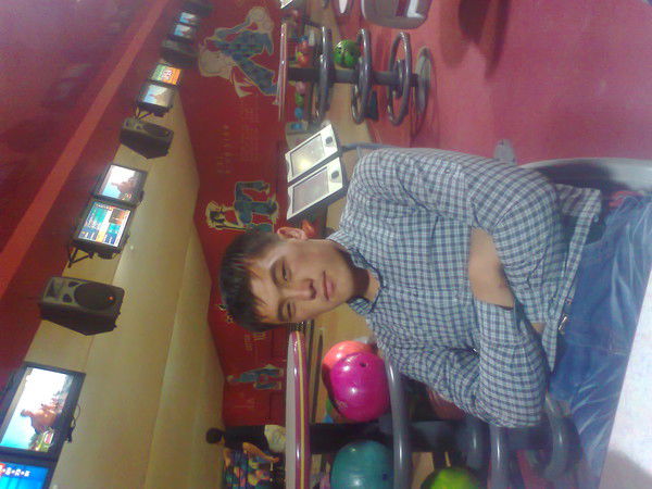 Едилхан Бахарамов