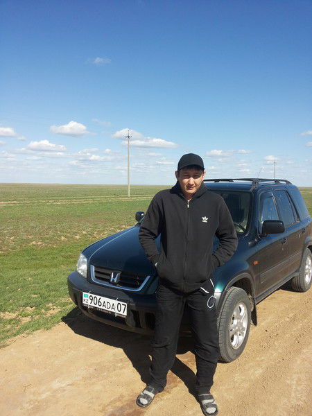 Данияр Жаданов