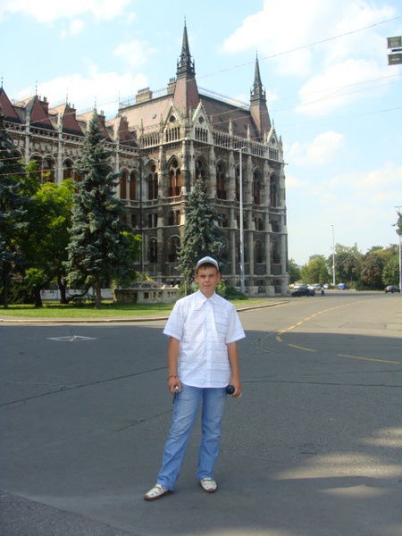 Артем Богданович