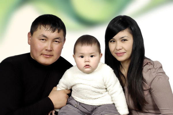 Олжас Алиев