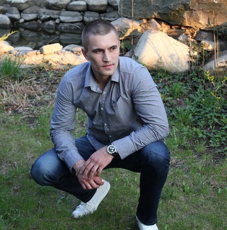 Женя Буторов