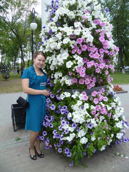 Елена Демец