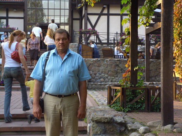 Евгений Колесов