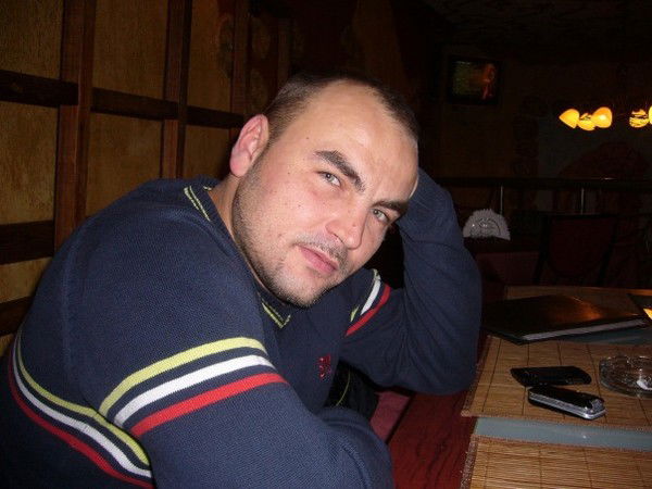 Роман Носов