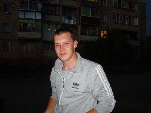 Александр Деревянных