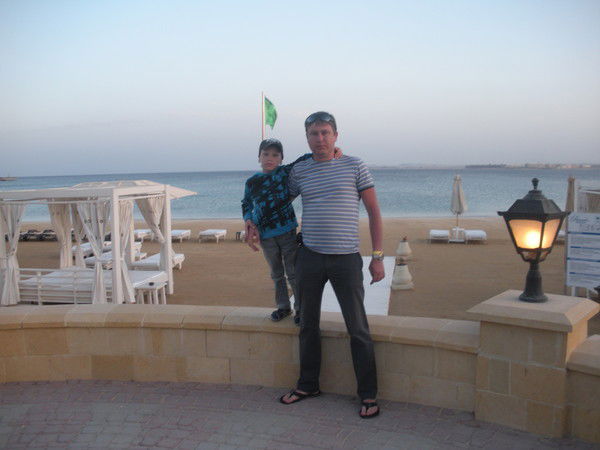 Александр Хазов