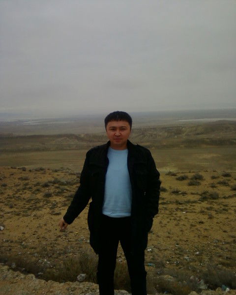 Берик Аяпов