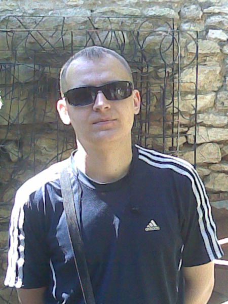 Макс Бенько