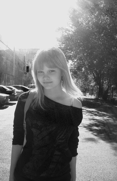 Яна Елизенцева