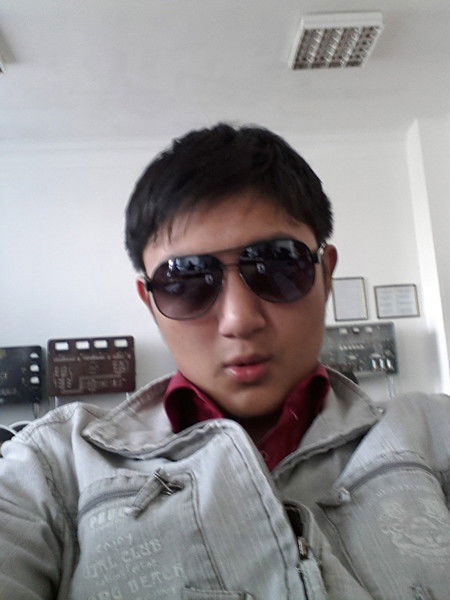 Женис Отарбай