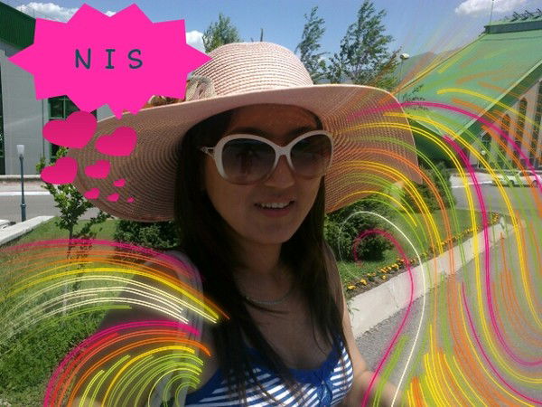 Наргиса Хон