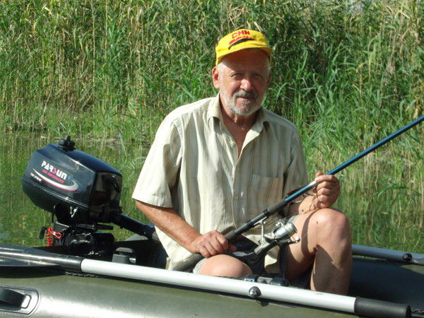 Александр Ахновский