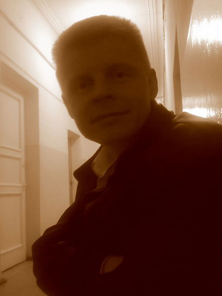 Владимир Коренцов