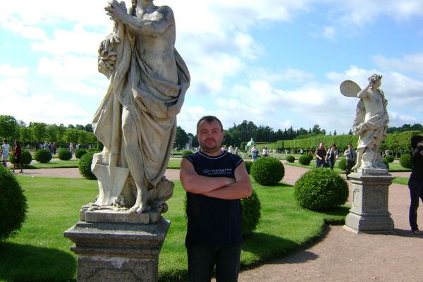 Игорь Костиков