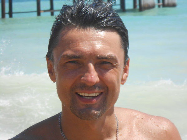 Денис Назаренко