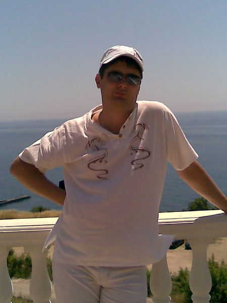 Максим Капустин