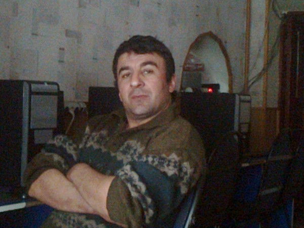 Ислам Алиев