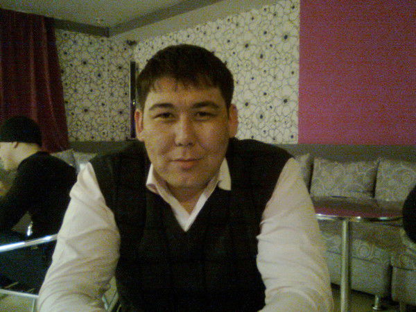 Сакен Софиев