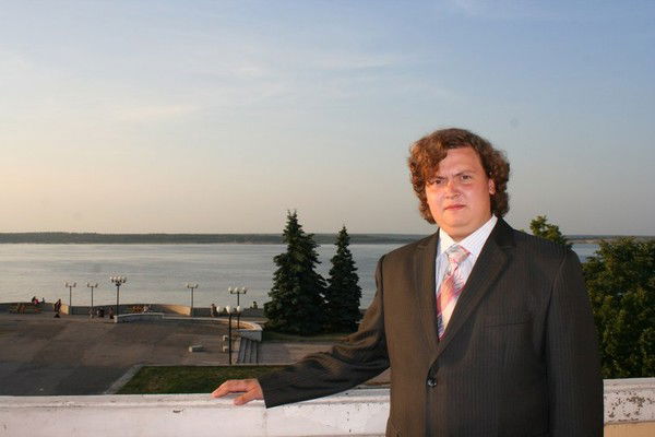 Сергей Карсканов